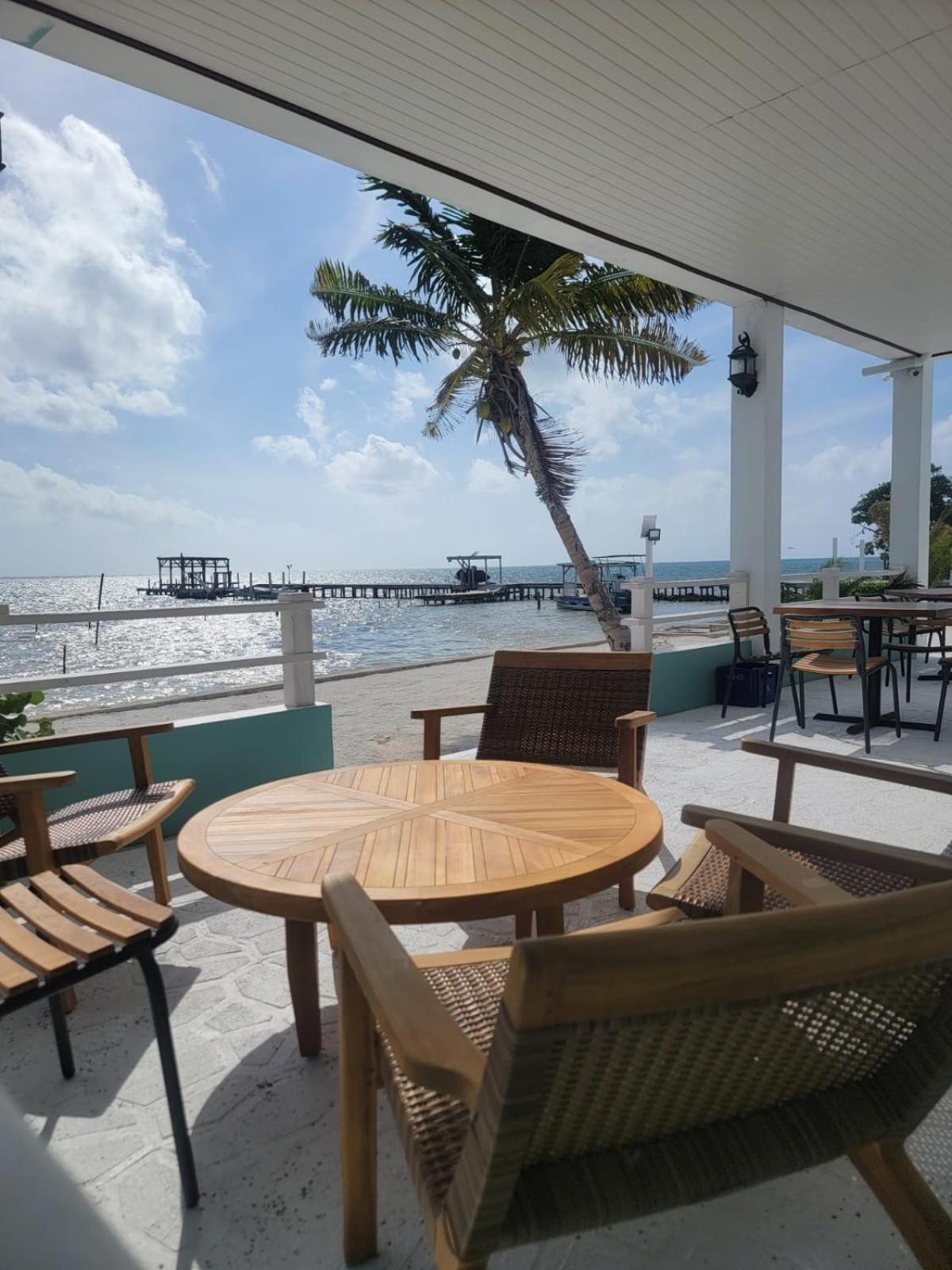 Island Magic Villas Caye Caulker Exterior foto